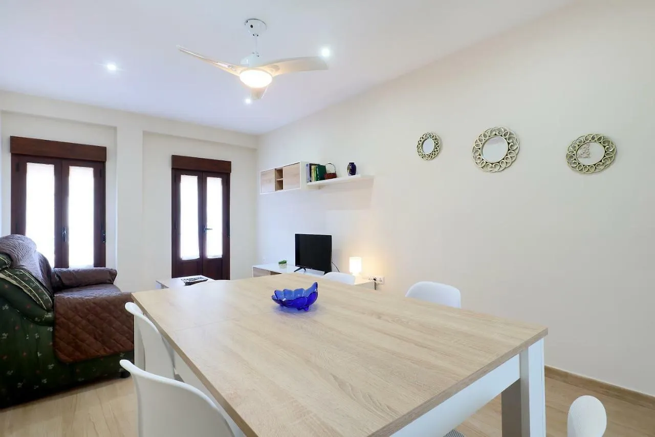 Apartman 19 Calle Buen Pastor Córdoba